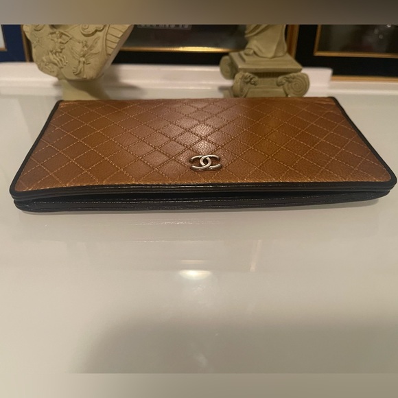 Authentic Chanel Metallic Gold Quilted Leather Flap Wallet with certificate card - Picture 7 of 17